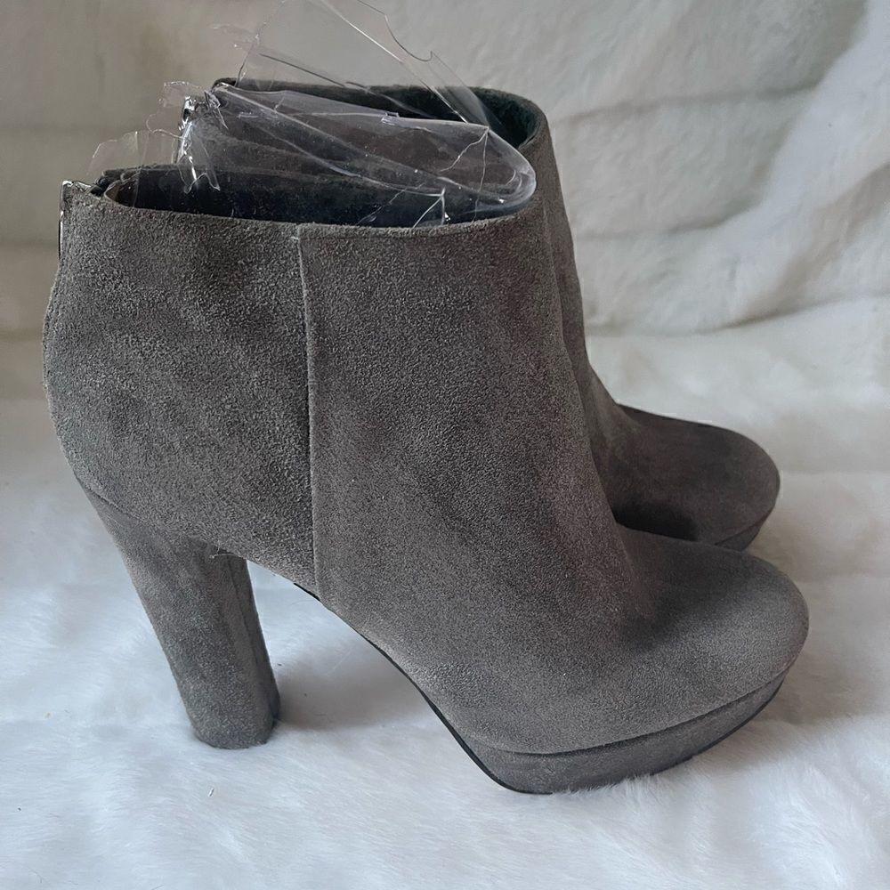 Michael Kors gray leather suede ankle platform boots with back zipper si…